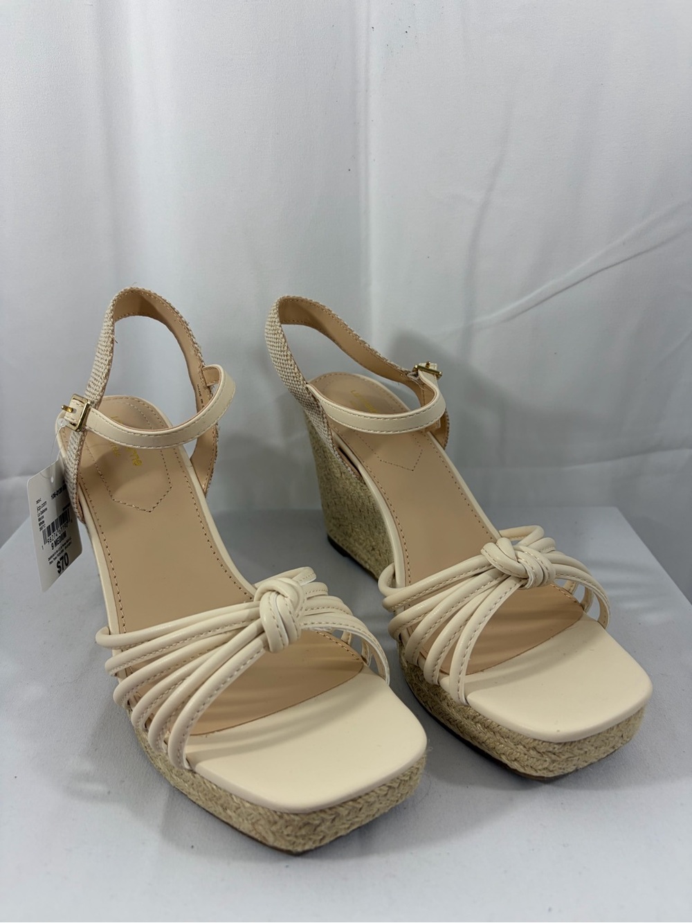 NWT Liz Claiborne Women's Size 9 Cream Espadrille Wedge Sandals
